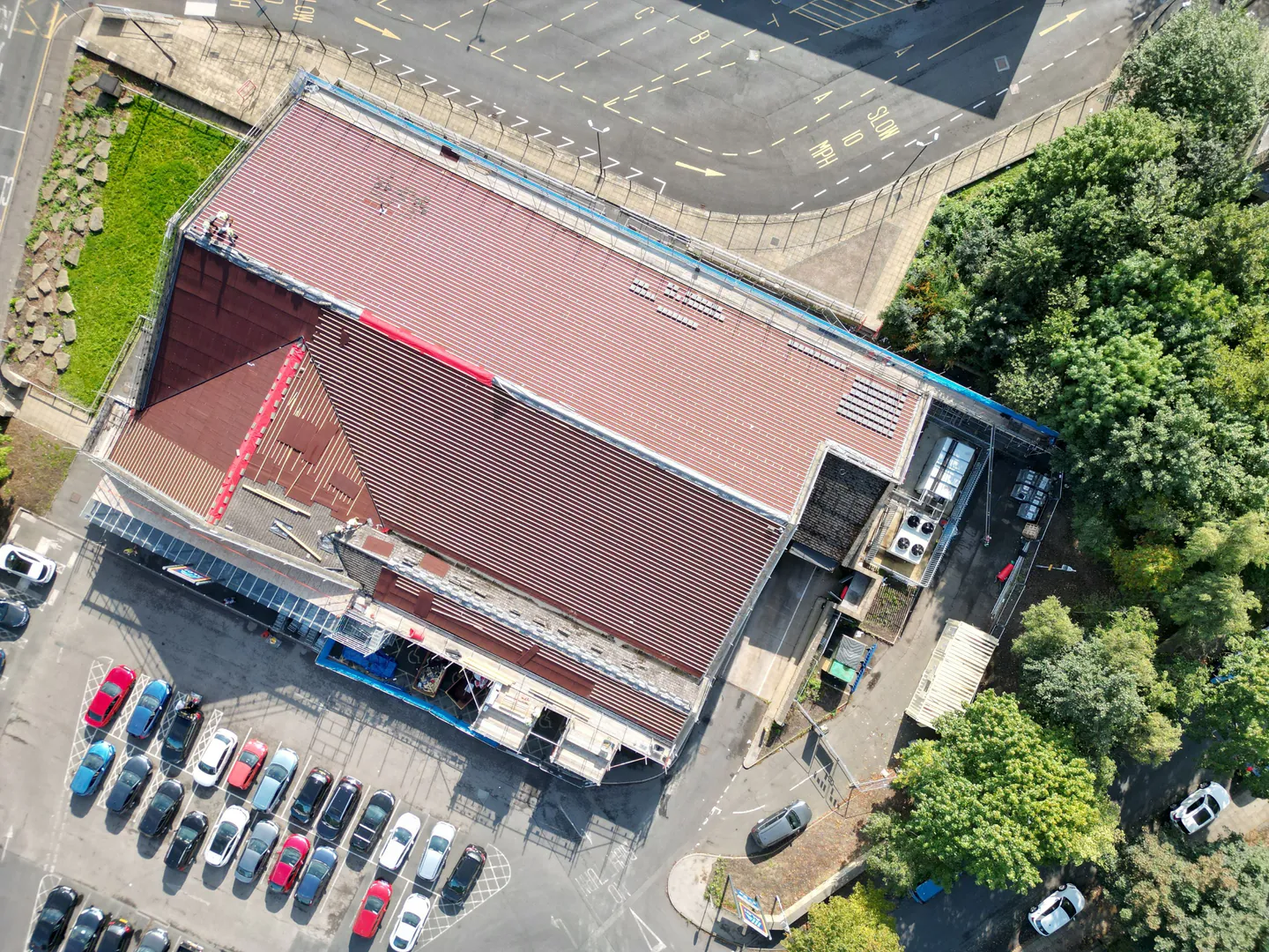 Supermarket refurbishment with ISOLINE LOW LINE