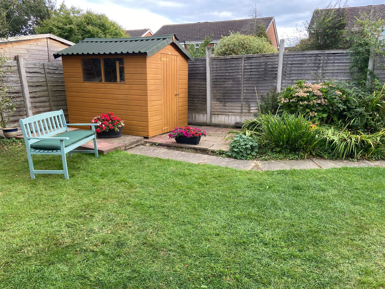 shed with onduline