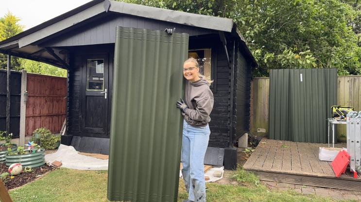 Shed makeover with onduline easyfix