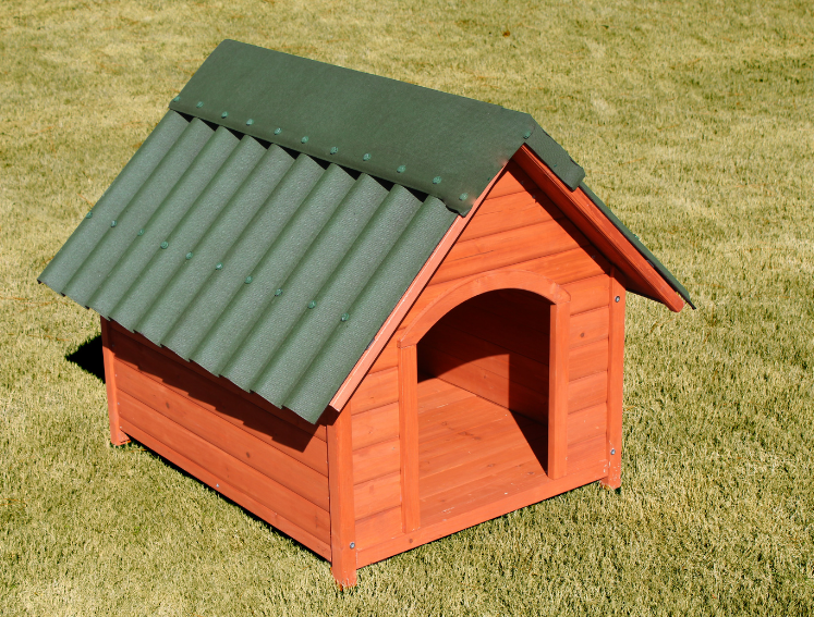 Dog kennels can be kept watertight with Onduline