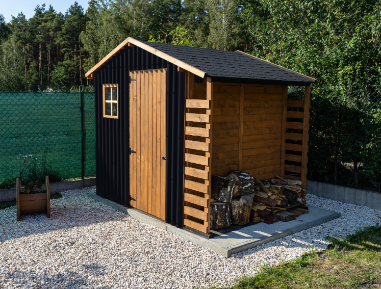 ONDULINE CLASSIC sheets used as cladding on garden shed