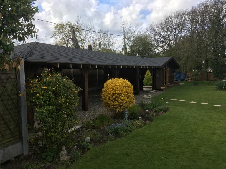 BARDONLINE carport