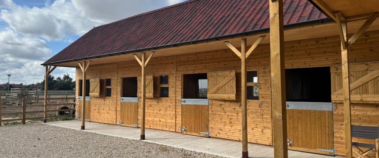 Stable Block with ONDUVILLA
